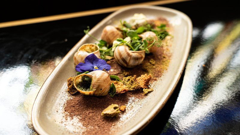 Cuisine française de saison faite maison au Cabaret Restaurant à Paris